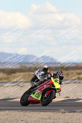 media/Nov-16-2025-Race Pace (Sun) [[8c5fa54630]]/Non Verified Riders (1st 20 Minutes)/5-Turn 15 (110pm)/